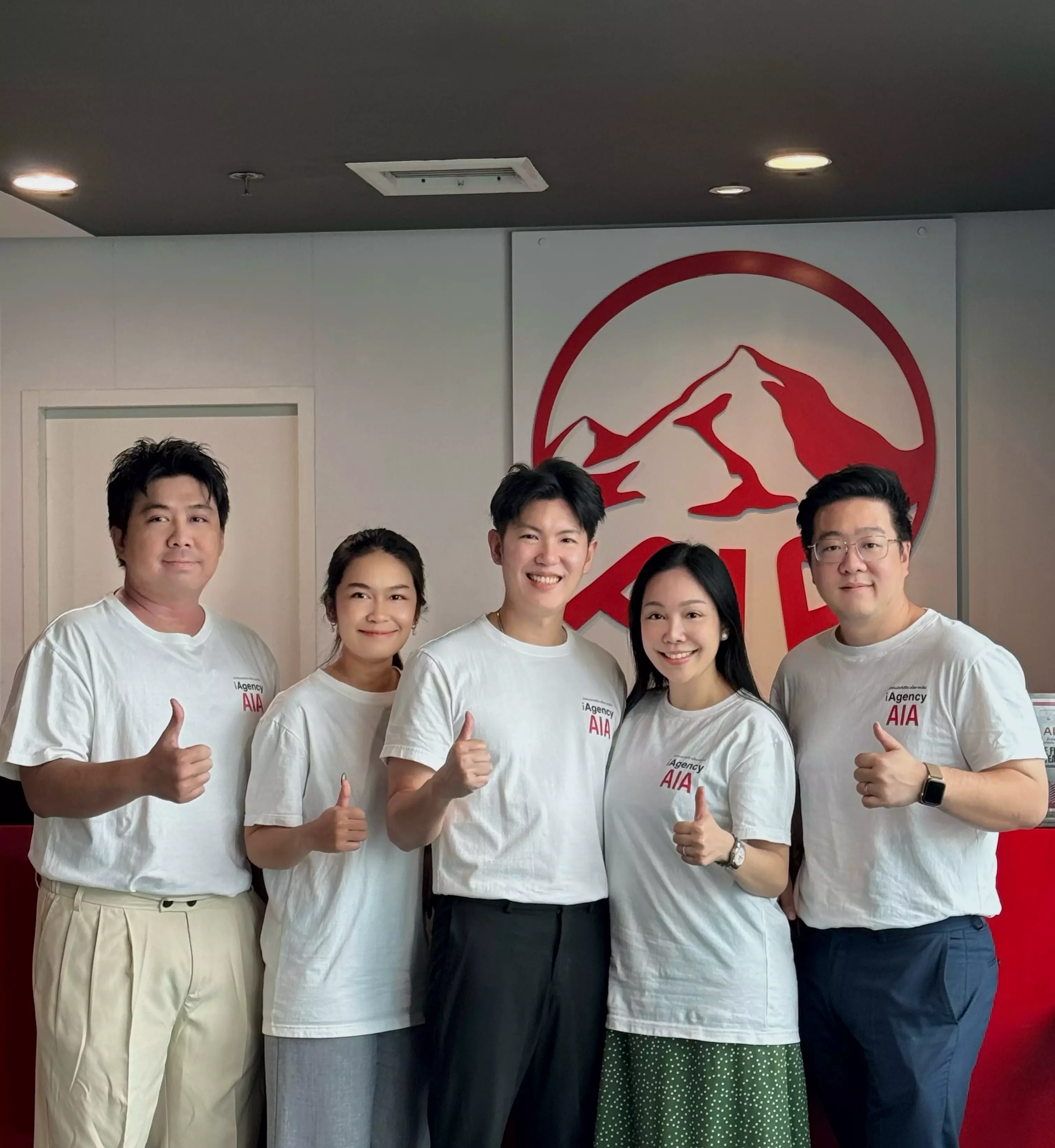 iAgencyAIA_ทีมงานตัวแทน มืออาชีพ